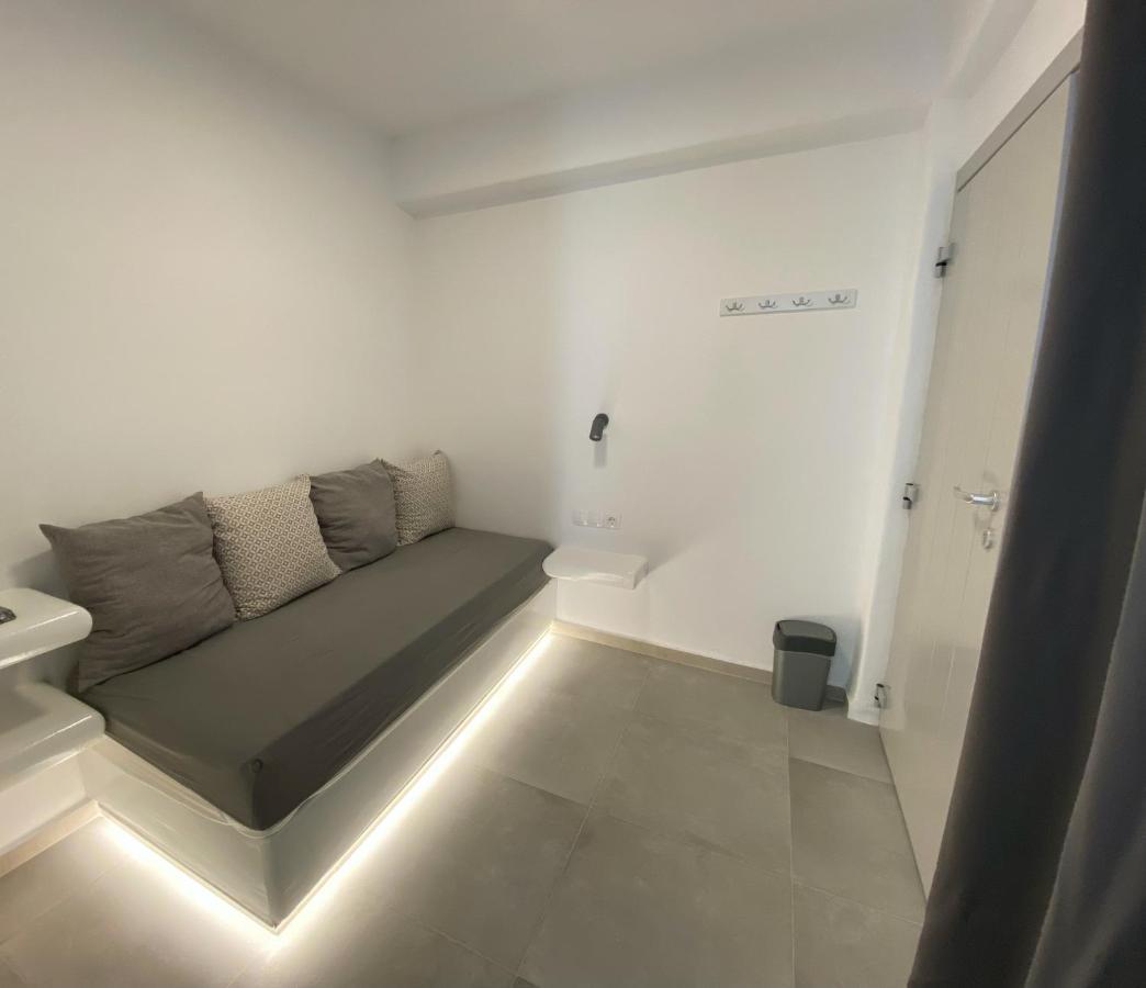 Zisis Pension Agios Stefanos  Buitenkant foto