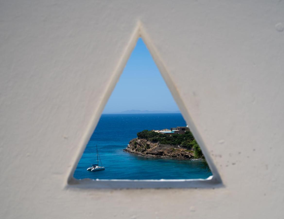 Zisis Pension Agios Stefanos  Buitenkant foto