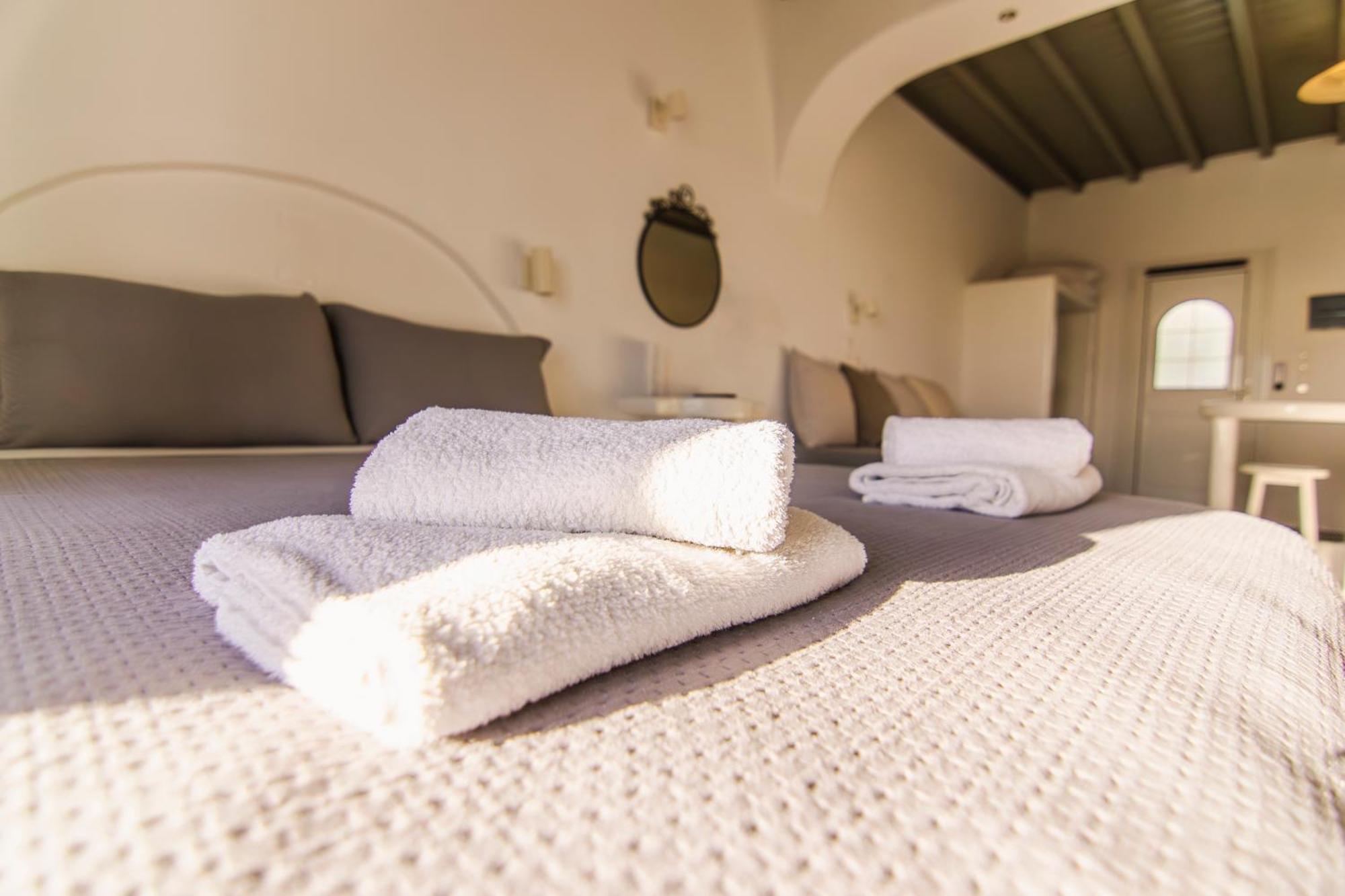 Zisis Pension Agios Stefanos  Buitenkant foto
