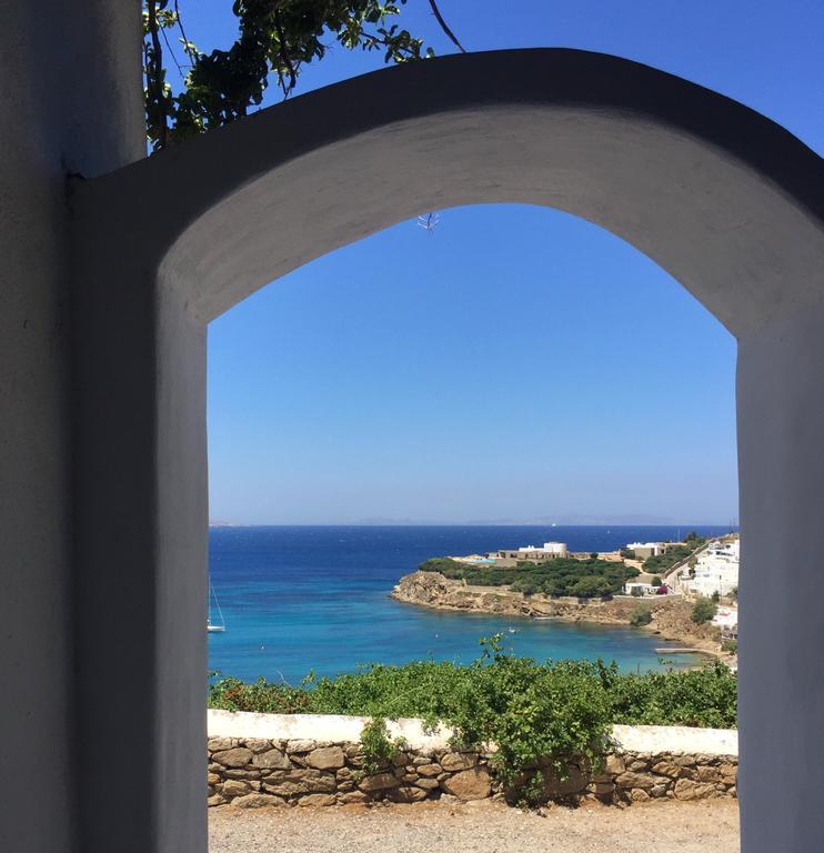 Zisis Pension Agios Stefanos  Buitenkant foto